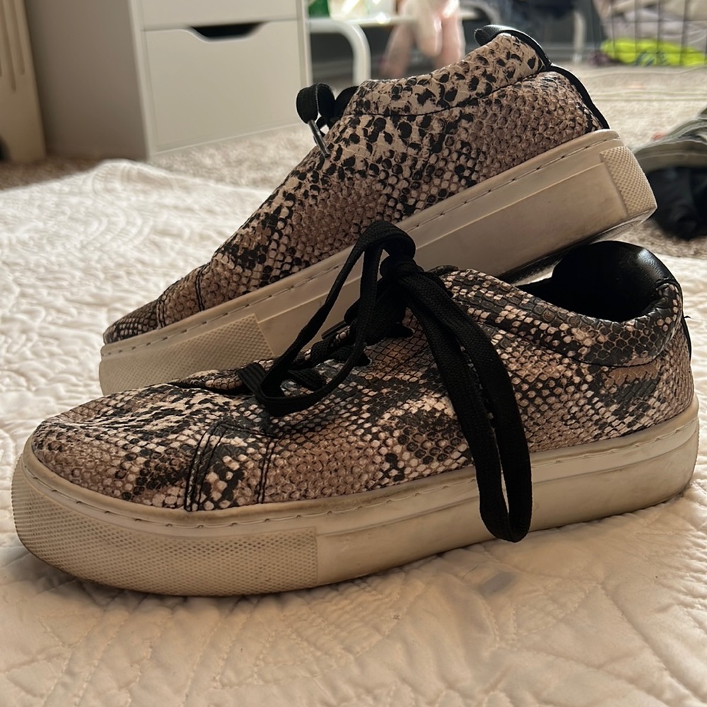 Boutique shoes